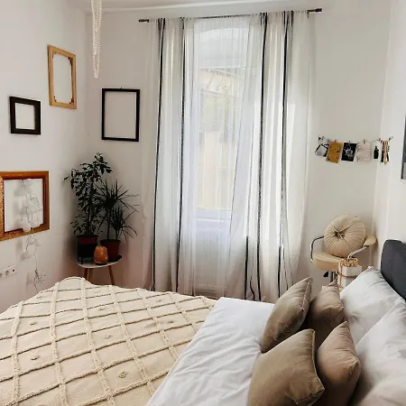 아파트 The Change House- Cozy Vibe Terasa Dormitoare Separate *