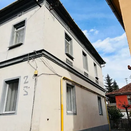 The Change House- Cozy Vibe Terasa Dormitoare Separate 아파트 브라쇼브