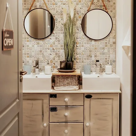 The Change House- Cozy Vibe Terasa Dormitoare Separate * 브라쇼브
