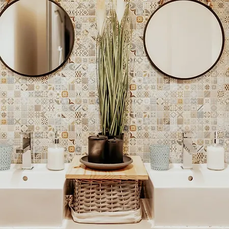 The Change House- Cozy Vibe Terasa Dormitoare Separate *
