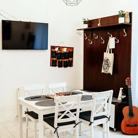 The Change House- Cozy Vibe Terasa Dormitoare Separate 아파트 브라쇼브